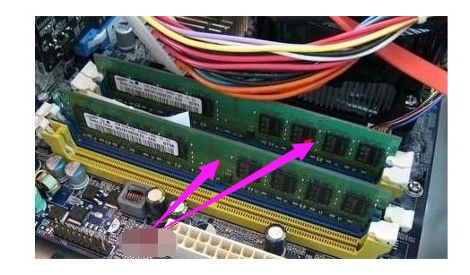 12-內存條進行重新插拔