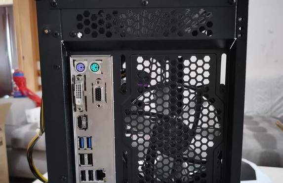 一、電腦組裝的配置硬件! 一、電腦組裝的配置硬件!