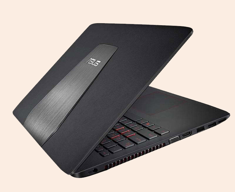 華碩 飛行堡壘FX-PLUS.jpg